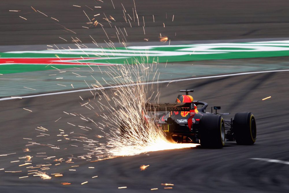 F1 - Clamoroso! Nuova regola dal GP d'Australia: un punto a chi farà il giro veloce in gara 1 F1 - Clamoroso! Nuova regola dal GP d'Australia: un punto a chi farà il giro veloce in gara
