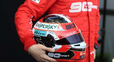 F1 - Leclerc, nel casco un omaggio a Jules Bianchi e ai 90 anni Ferrari