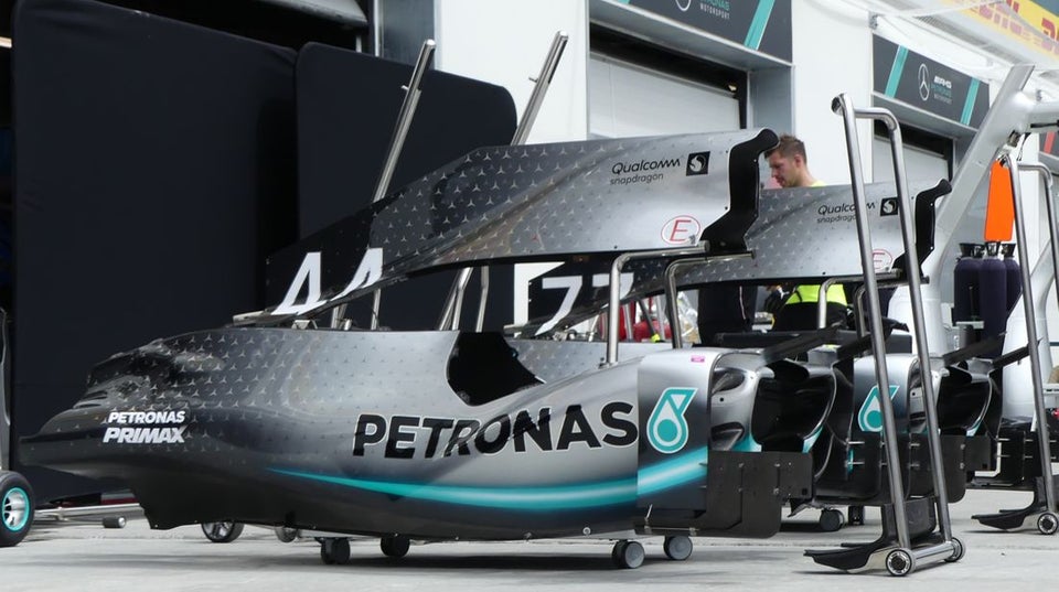 F1, mercedes problema di surriscaldamento