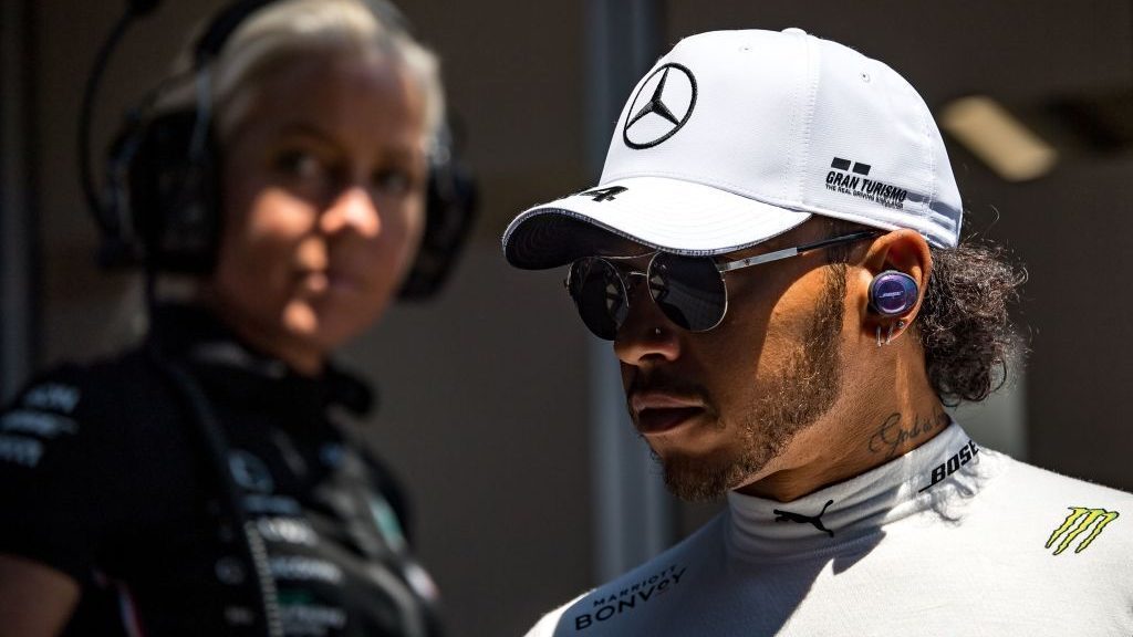 hamilton ostacola raikkonen e rischia penalità