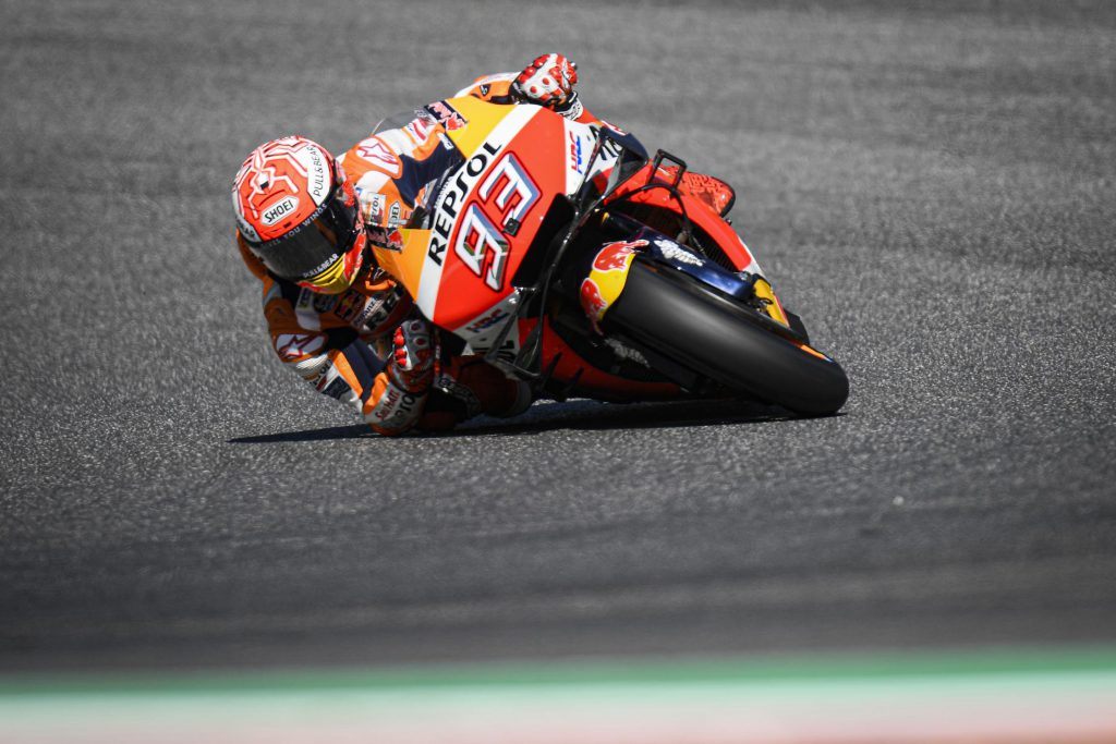 marquez pole e polemica al gp del mugello
