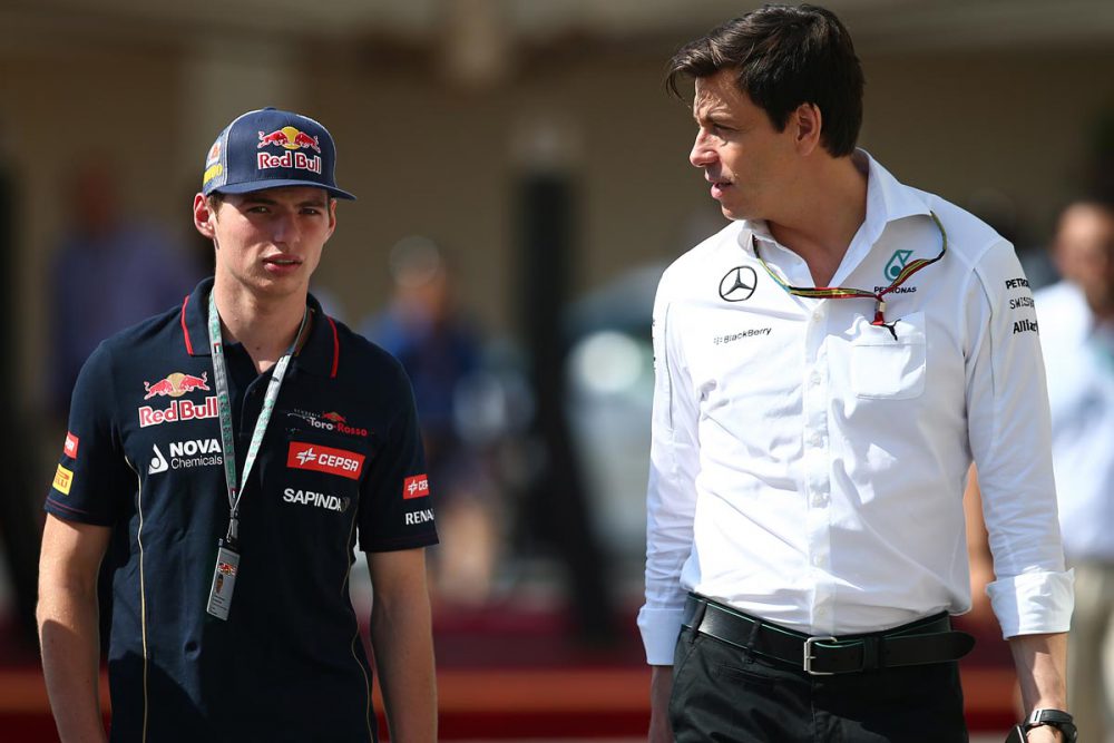 F1 - Mercato Piloti - La clausola segreta che potrebbe liberare Verstappen dalla Red Bull 1 f1 notizie - mercato piloti, verstappen libero se non vince fino al gp d'ungheria 2019