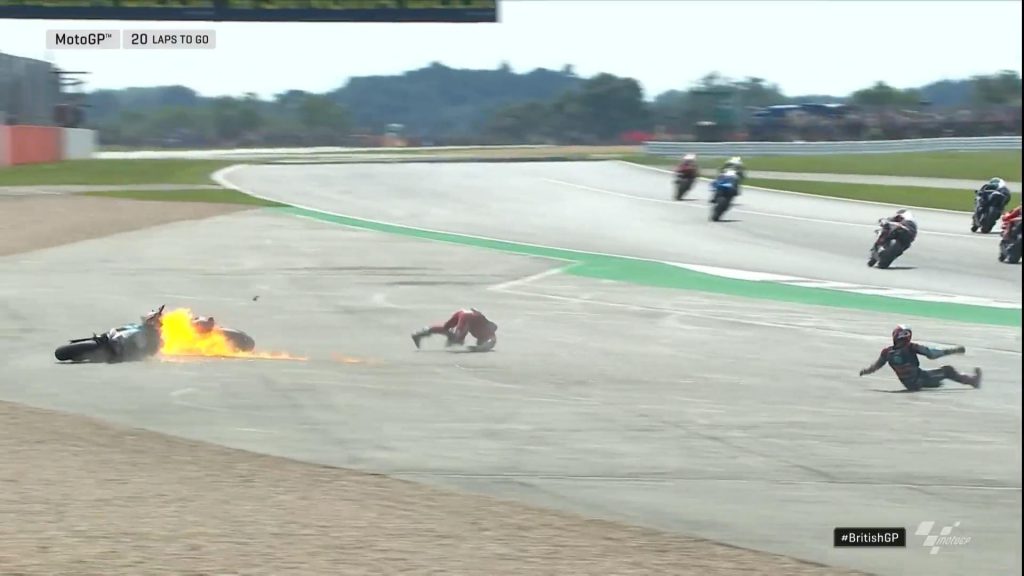 motogp crash incidente silverstone gara