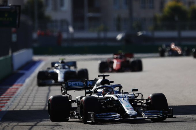 F1 GP Russia Sochi, gara di oggi in diretta, vince lewis hamilton