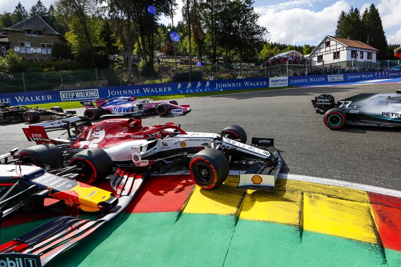 f1 video crash verstappen raikkonen partenza gp belgio