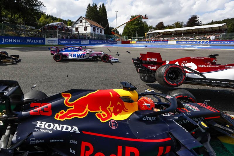 f1 video incidente raikkonen verstappen gp belgio spa