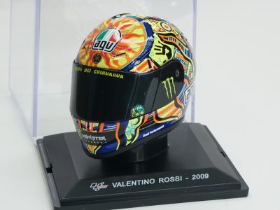 modellino casco valentino rossi edicola