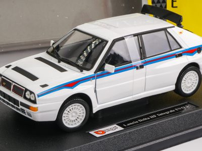 modellino lancia delta martini 5