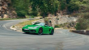 Nuova Porsche 718 Cayman e Boxster GTS 4.0: prestazioni quasi da GT4!