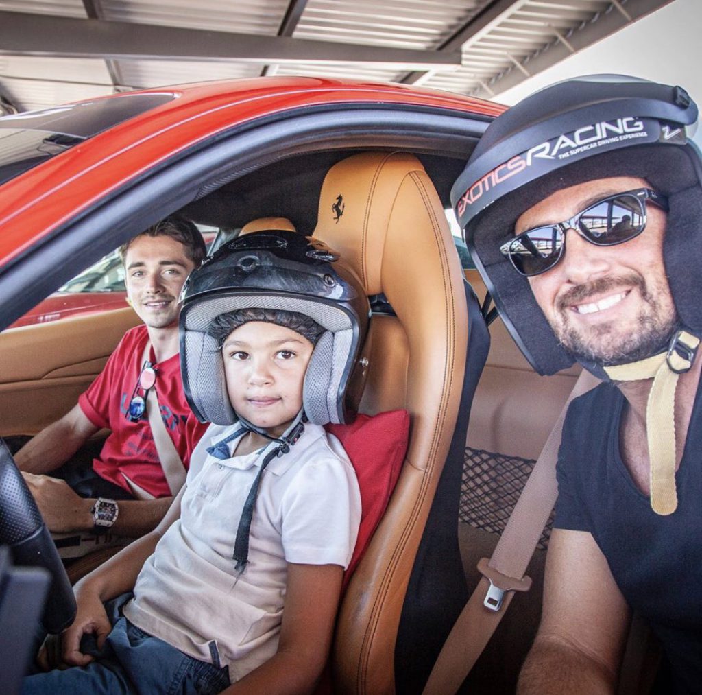 charles leclerc e matis di 6 anni sulla ferrari 488 las vegas
