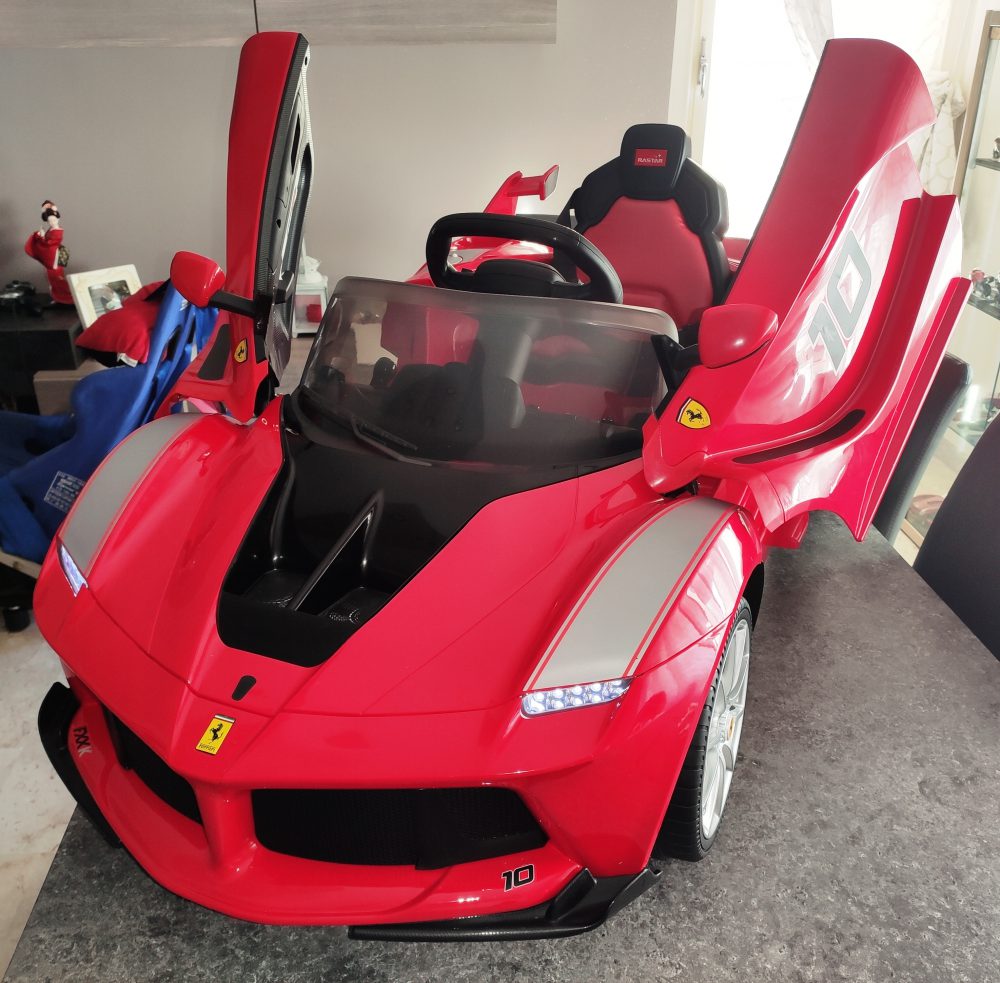 Guida Montaggio LaFerrari Fxx K - Auto per bambini radio comandata!