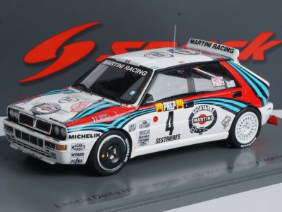 modellino lancia delta hf evoluzione 1992 spark 1:43