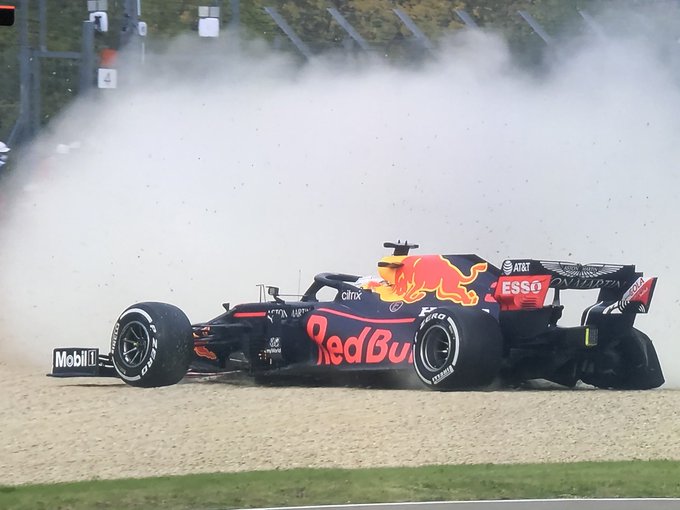 F1 VIDEO Imola, incidente per Verstappen