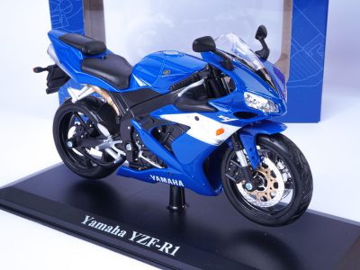 modellino yamaha r1 1/12 maisto
