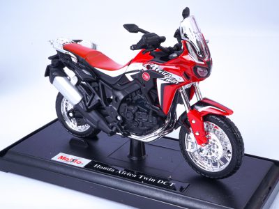 modellino moto africa twin maisto 1:18