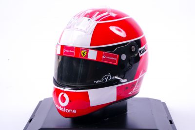 modellino casco schumacher ferrari f2002 edicola scala 1:5 spark
