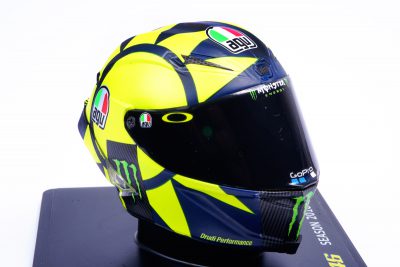 modellino casco valentino rossi scala 1/5 2018