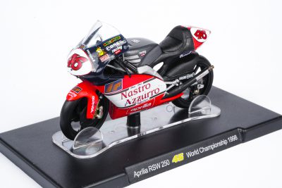 modellino moto valentino rossi apriilia rs250 1998 scala 1:18 edicola