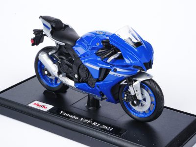 modellino yamaha r1 anno 2021 scala 1:18 maisto