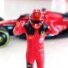 modellino charles leclerc che esulta in scala 1:24 burago