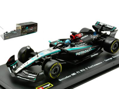 modellino mercedes f1 2024 george russell scala 1:43 burago con pilota