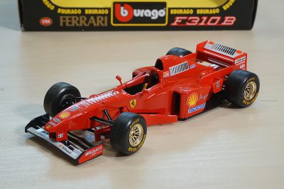 modellino f310 b burago 1:24 michael schumacher made in italy