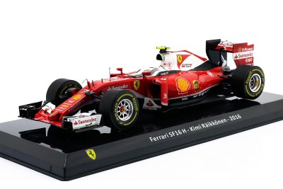 Kimi Raikkonen Ferrari SF16-H F1 2016 Scala 1:24 Altaya con vetrina